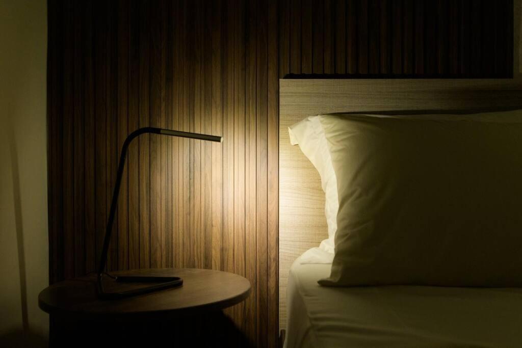 Philosopher's Oasis, 30sec To Zhongxiao Dunhua Mrt 哲思淨地 忠孝敦化站步行30秒 Apartment Taipei