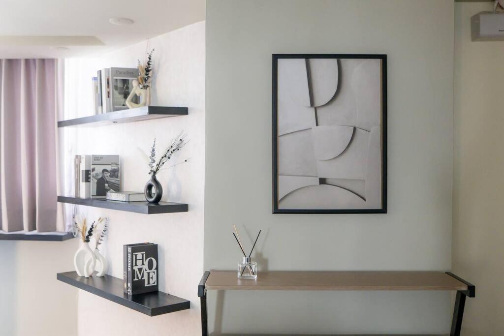 Philosopher's Oasis, 30sec To Zhongxiao Dunhua Mrt 哲思淨地 忠孝敦化站步行30秒 Apartment *